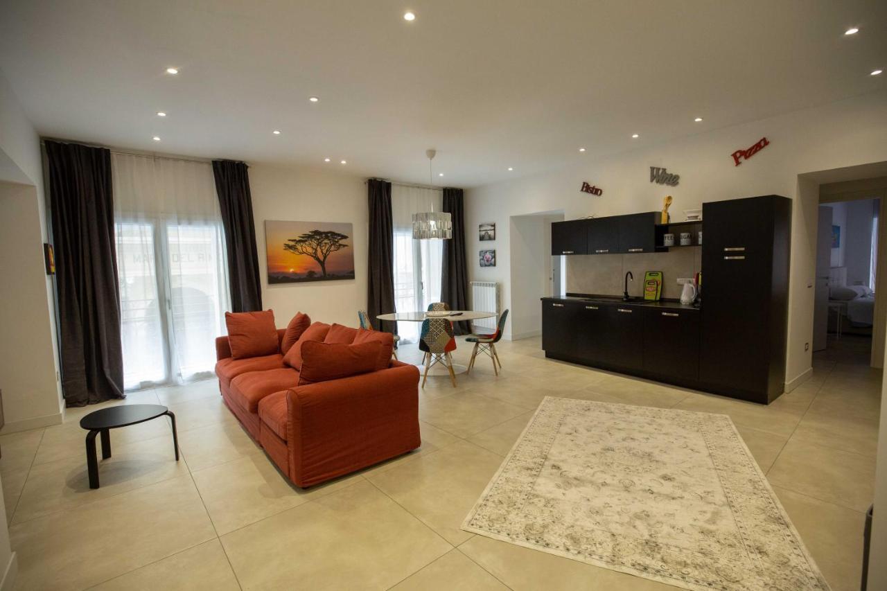Napolidays Downtown Naples By Dimorra Appartement Buitenkant foto